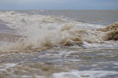 Denizde fırtına fırtına