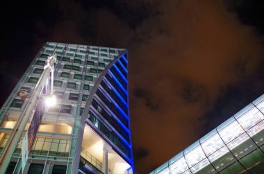 Gece gökdelen ayrıntısı