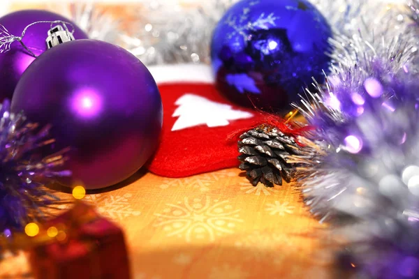 Noel oyuncakları, Yılbaşı hediyesi Noel çorapları — Stok fotoğraf
