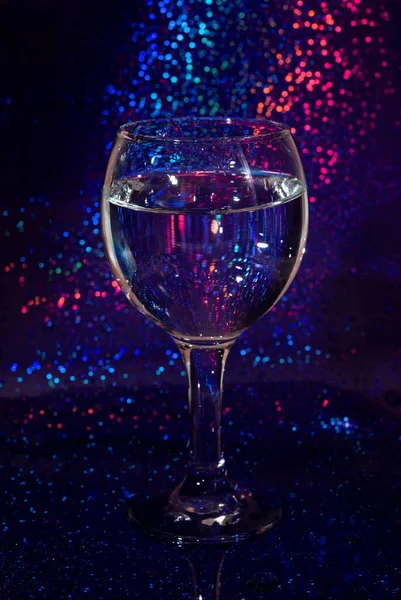Full Glass Wine Shiny Background Bar — Stock Photo, Image