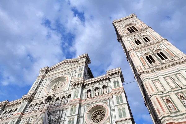 フィレンツェ大聖堂 - 都市建築 — ストック写真
