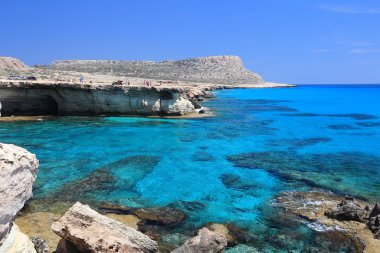 Kıbrıs deniz mağaraları