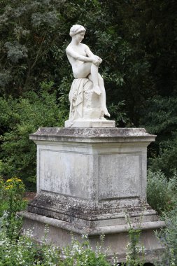 Mermer heykel, Fransa