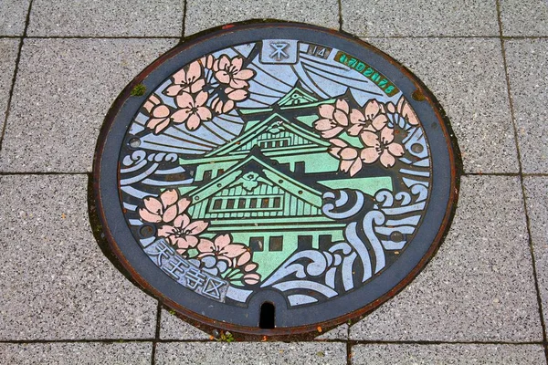 Manhole cover, Osaka — Stock Photo, Image