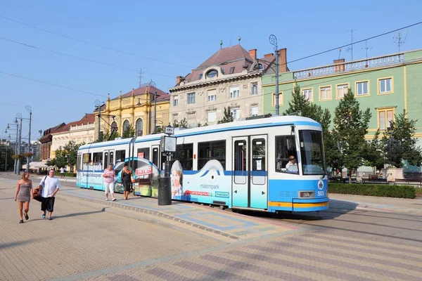 Debrecen, Węgry - tramwaj — Zdjęcie stockowe