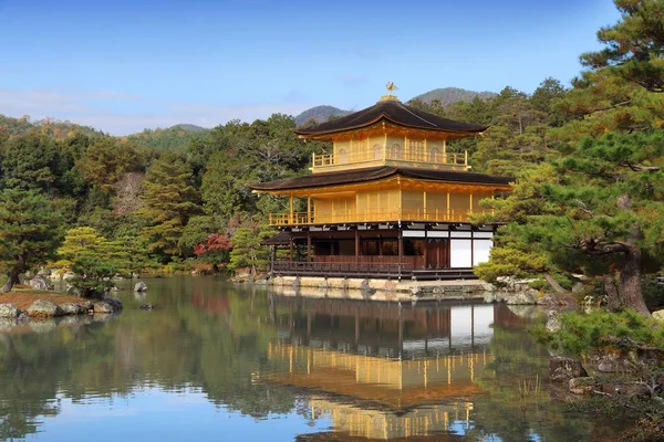 Kinkakuji chrám v Japonsku — Stock fotografie