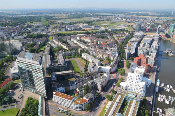 Letecký pohled na Düsseldorf — Stock fotografie