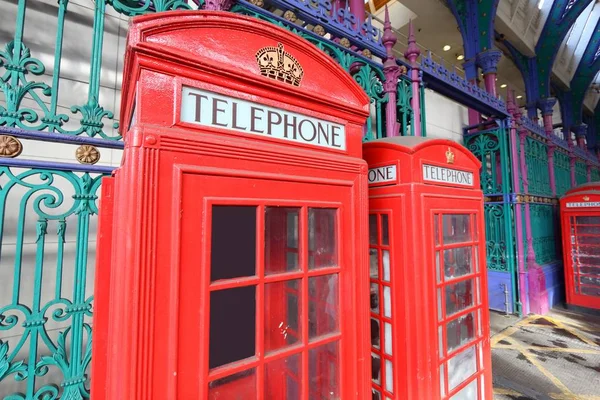 Лондонский телефон, Великобритания — стоковое фото