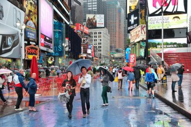 Yağmurlu Times Square