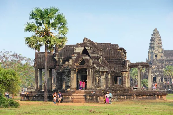 Angkor Wat turistas — Foto de Stock