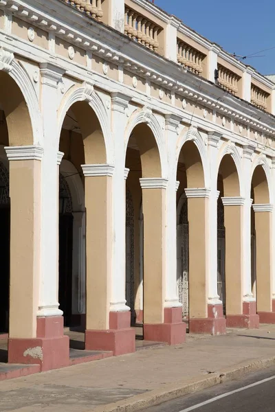 Кубинская архитектура - Cienfuegos — стоковое фото