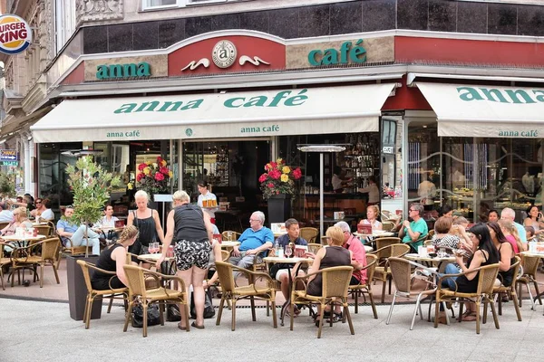 Будапештское кафе - Ваци-стрит — стоковое фото
