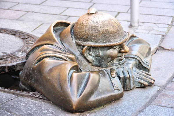 Estatua de Bratislava Cumil —  Fotos de Stock