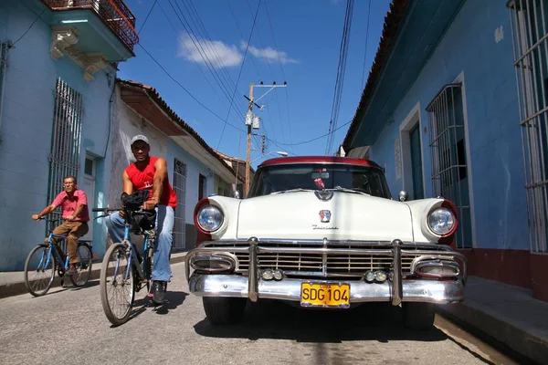 Küba 'daki Oldtimer Ford — Stok fotoğraf