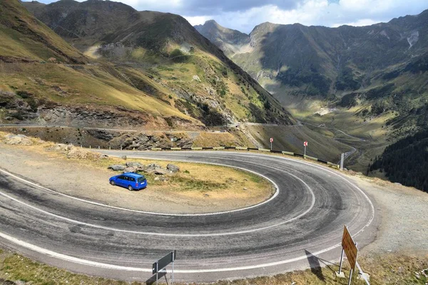 Rumanía carretera de montaña —  Fotos de Stock