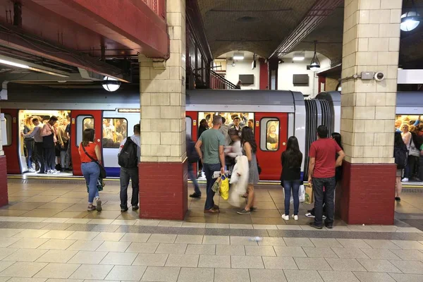 London Underground train — Stock Photo, Image