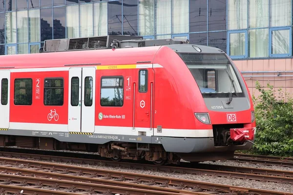 Німеччина поїзд - Deutsche Bahn — стокове фото