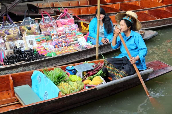 Damnoen saduak markt — Stockfoto