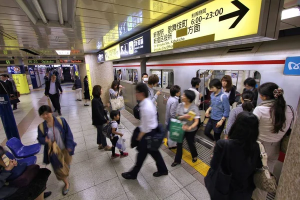在日本东京地铁 — 图库照片