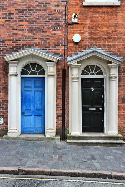 Old doors in England — Stock Photo, Image