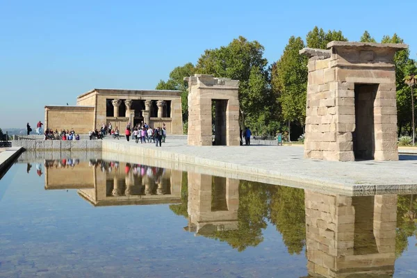 Madrid landmark - architectuur in Europa — Stockfoto