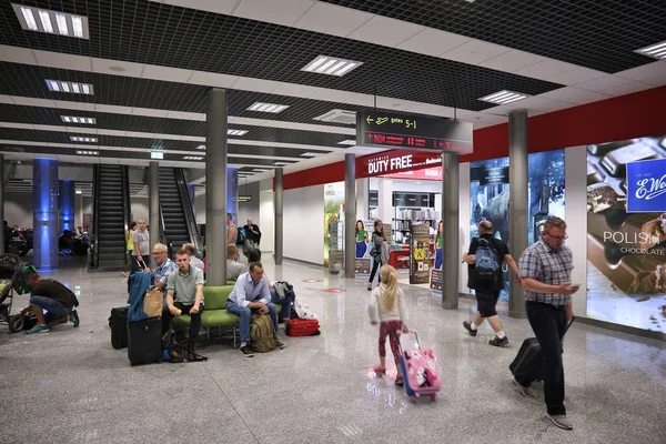 Katowice airport, Polen — Stockfoto