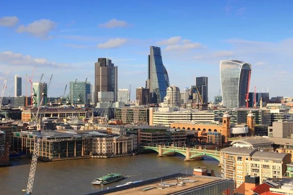 De skyline van Londen, Verenigd Koninkrijk — Stockfoto