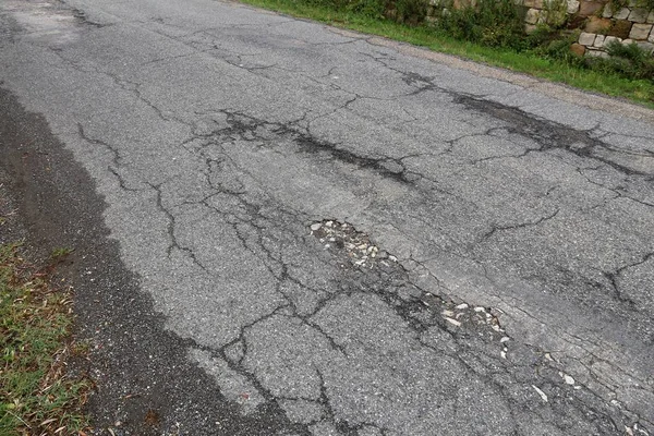 Daños en carretera - Italia, Europa — Foto de Stock