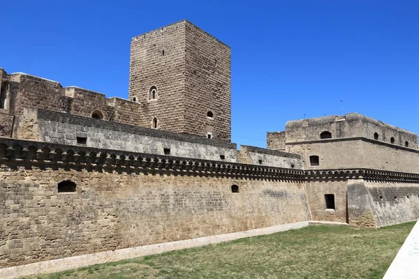 Bari hrad - architektura starého města — Stock fotografie