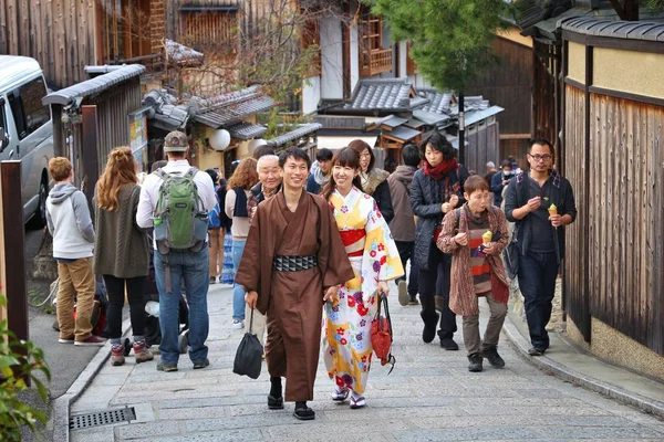 Quioto turistas quimono — Fotografia de Stock