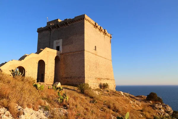 Apulia auringonlasku näkymä — kuvapankkivalokuva