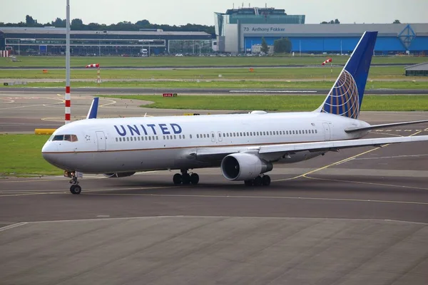 United Airlines Boeing — Stock Photo, Image