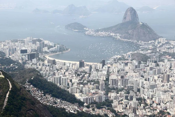 Névoa da poluição urbana — Fotografia de Stock