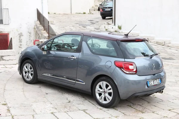 Citroen DS3 arabası