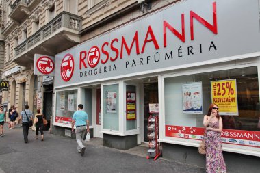 Rossmann Salonu, Macaristan