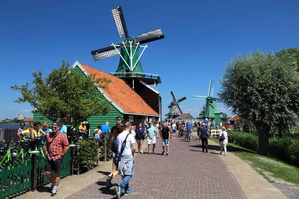 Molinos de viento holandeses, Zaanse Schans —  Fotos de Stock