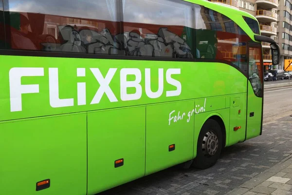 Flixbus cestování, Nizozemsko — Stock fotografie