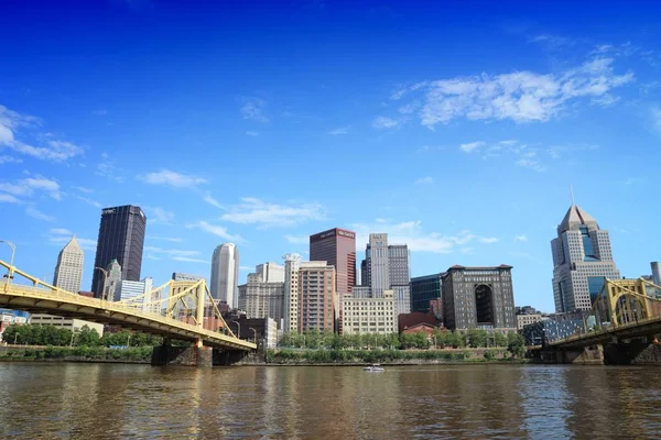 Pittsburgh city skyline — Stock Photo, Image