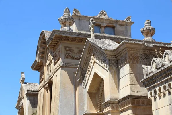 Lecce mezarlığı - Apulia — Stok fotoğraf