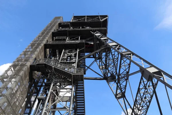 Průmyslové tower Polsko — Stock fotografie