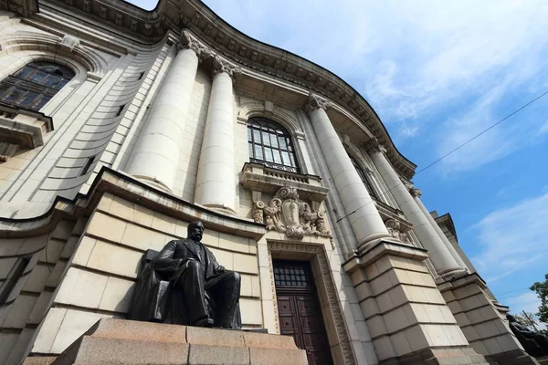 Bulgaristan Üniversitesi - şehir mimarisi