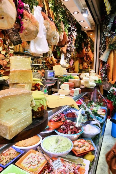 Olaszország sajt bolt — Stock Fotó