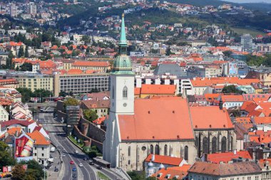 Bratislava, Slovakya. Eski şehir mimarisi.