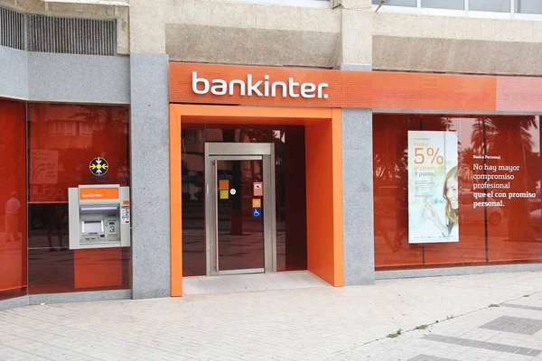 Банк в Испании — стоковое фото