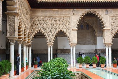 Alcazar, Sevilla - eski mimari