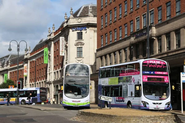 Autobus miejski UK — Zdjęcie stockowe