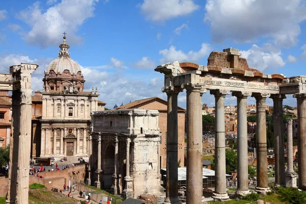 Ruiny forum Romanum — Zdjęcie stockowe