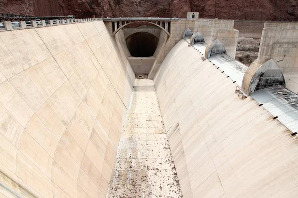 Concrete Noodoverlaat in Hoover Dam — Stockfoto