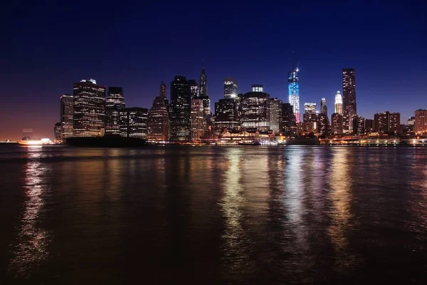 New York gece silüeti — Stok fotoğraf