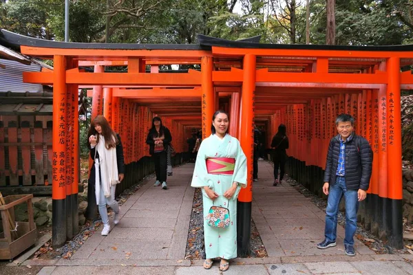 Santuário de Inari, Japão — Fotografia de Stock